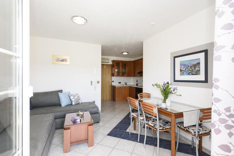 Apartments Luka - Trogir, Marina 150M From The Beach Экстерьер фото
