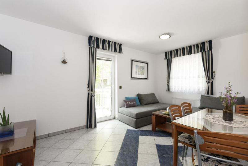 Apartments Luka - Trogir, Marina 150M From The Beach Экстерьер фото