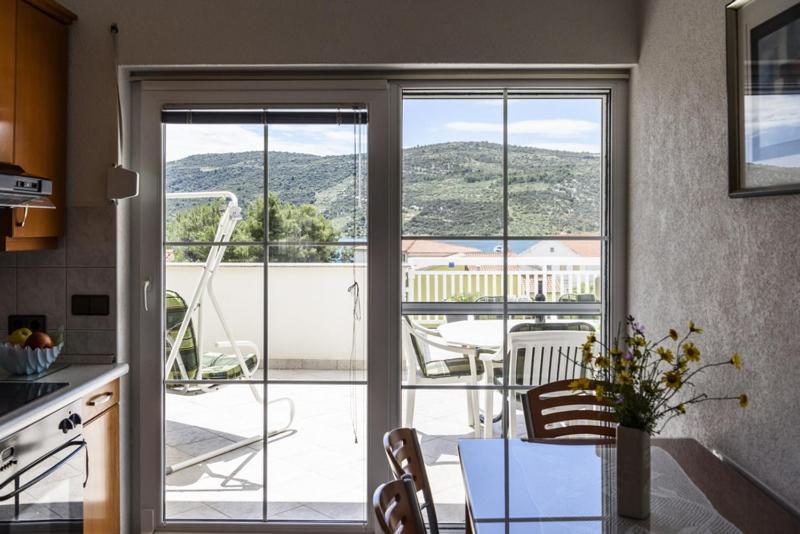 Apartments Luka - Trogir, Marina 150M From The Beach Экстерьер фото